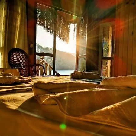 Bed & Breakfast Pinar's Bungalow Houses
